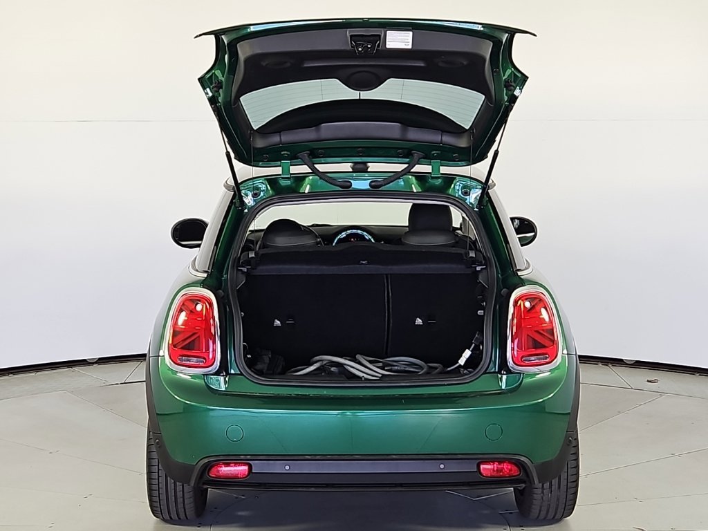 Used 2024 MINI Cooper SE FWD image 10