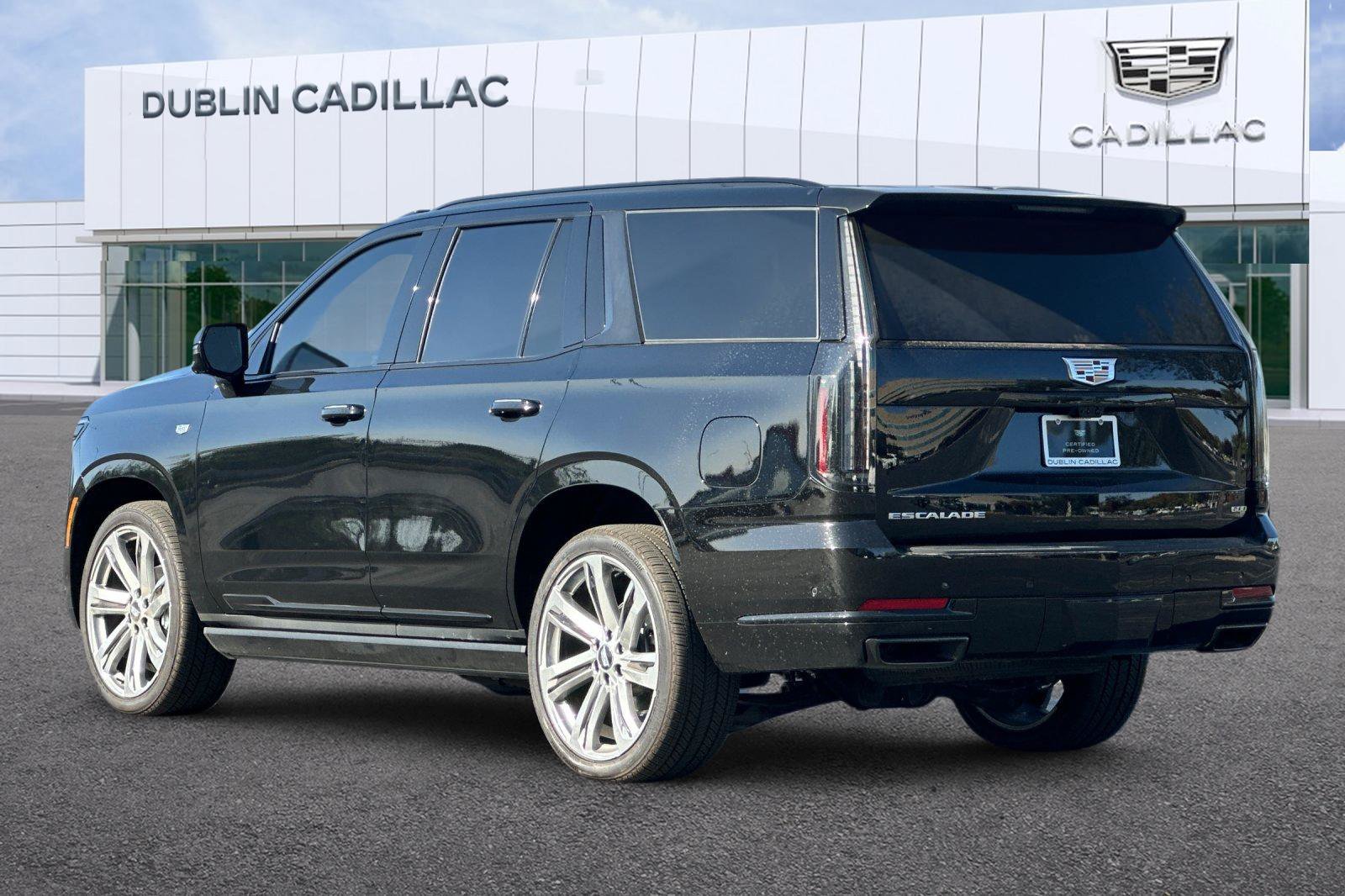 Certified 2026 Cadillac Escalade Sport w/ Touring Package AWD/4WD image 6