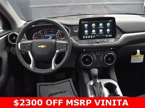 New 2025 Chevrolet Blazer LT image 19