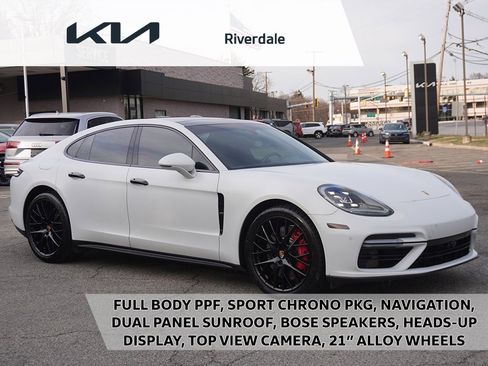 Used 2019 Porsche Panamera Turbo image 1