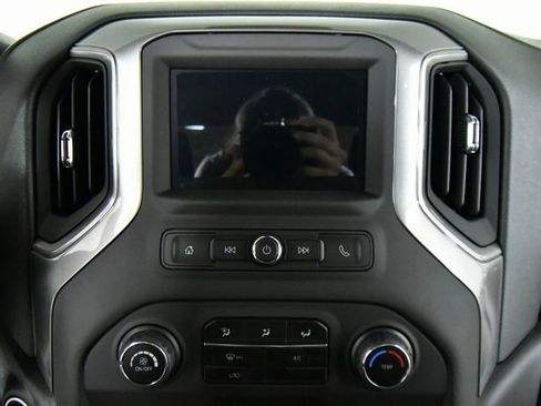 New 2026 Chevrolet Silverado 1500 W/T image 4