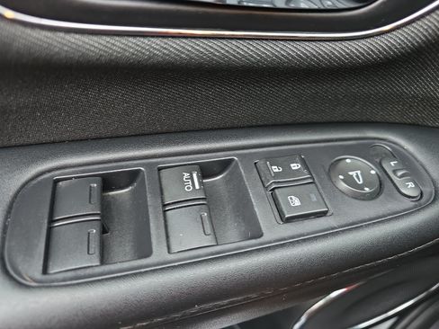 Used 2022 Honda HR-V EX image 25