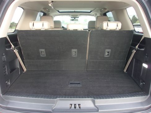 Used 2022 Ford Expedition Limited AWD/4WD image 21