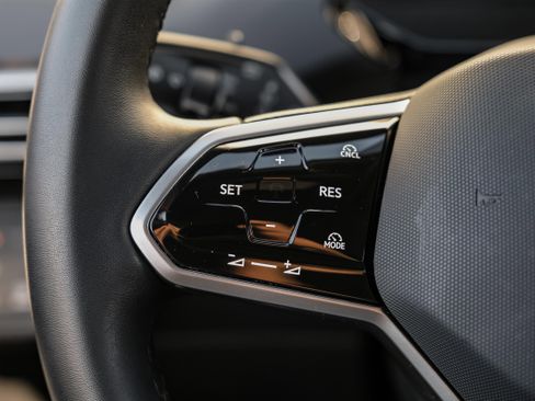 Used 2024 Volkswagen ID.4 Pro S image 15