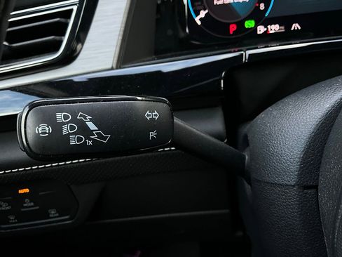 Used 2025 Volkswagen Atlas Cross Sport SE image 38