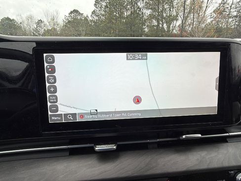 Used 2017 Kia Sedona LX image 32