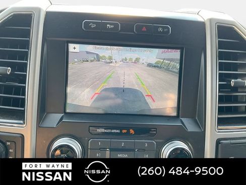 Used 2018 Ford F150 Lariat w/ Equipment Group 502A Luxury AWD/4WD image 17