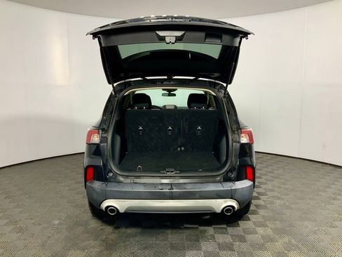 Used 2020 Ford Escape SE image 15