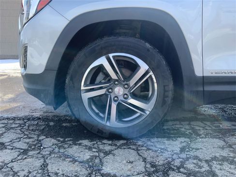 Used 2019 GMC Terrain SLT w/ Preferred Package AWD/4WD image 25