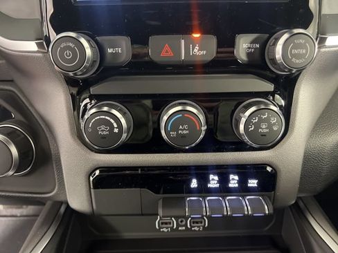 New 2026 RAM 1500 Big Horn w/ Sport Appearance Package AWD/4WD image 23