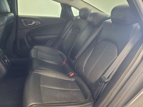 Used 2016 Chrysler 200 C w/ Premium Group image 18