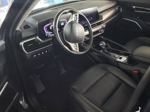 Certified 2025 Kia Telluride S image 7