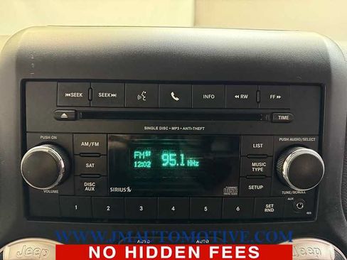 Used 2013 Jeep Wrangler Unlimited Sahara w/ Dual Top Group AWD/4WD image 22