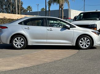 Used 2025 Toyota Corolla LE video 3