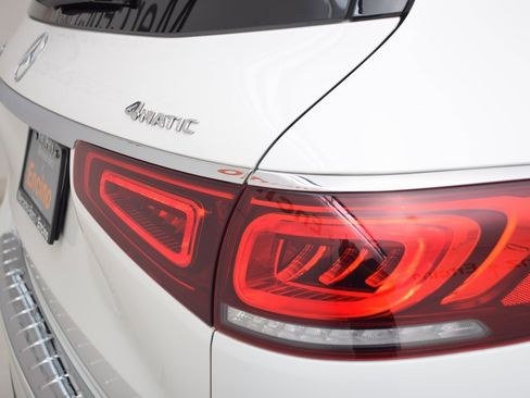 Certified 2022 Mercedes-Benz GLS 450 4MATIC image 13