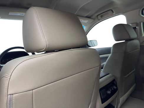 Used 2019 Chevrolet Tahoe LT w/ RST Edition image 35