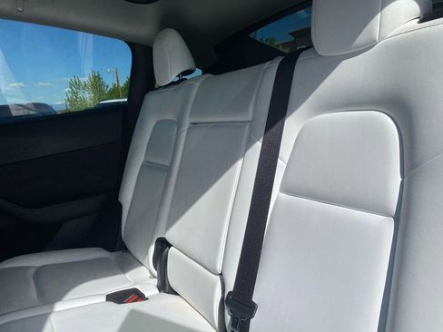 Used 2023 Tesla Model Y Long Range AWD/4WD image 27