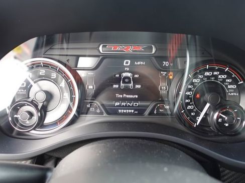 Used 2021 RAM 1500 TRX w/ TRX Lanuch Edition image 20