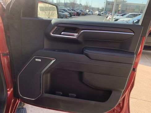 Used 2023 GMC Sierra 1500 SLT w/ SLT Premium Plus Package image 27