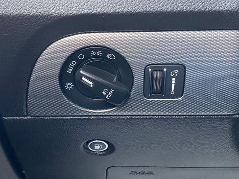 Used 2020 Dodge Durango GT image 29