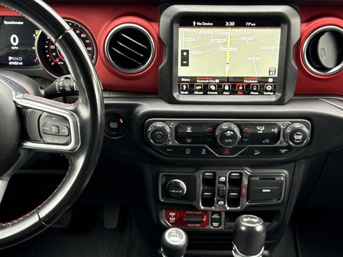 Used 2021 Jeep Wrangler Unlimited Rubicon AWD/4WD image 29
