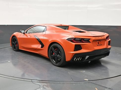 Used 2026 Chevrolet Corvette Stingray Convertible w/ 1LT RWD image 3