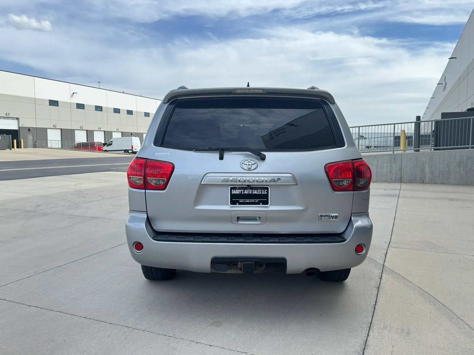 Used 2012 Toyota Sequoia SR5 AWD/4WD image 4