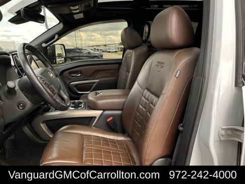 Used 2023 Nissan Titan Platinum Reserve w/ Moonroof Package AWD/4WD image 25