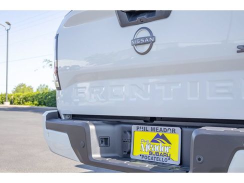 Used 2024 Nissan Frontier SV w/ SV Convenience Package AWD/4WD image 27