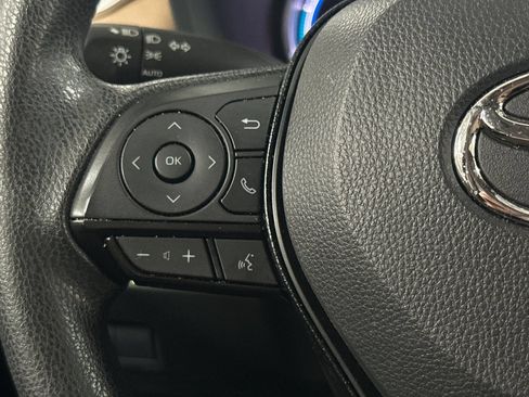 Certified 2025 Toyota RAV4 XLE AWD/4WD image 37