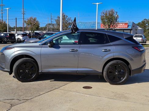 Certified 2025 Nissan Murano SV image 23