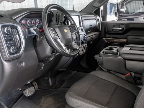 Used 2022 Chevrolet Silverado 2500 LT w/ Convenience Package AWD/4WD image 13