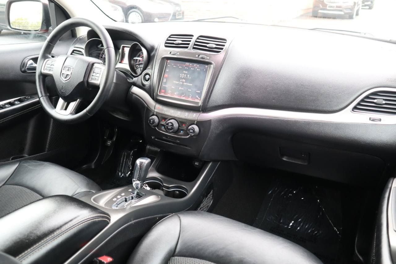 Used 2016 Dodge Journey Crossroad FWD image 11