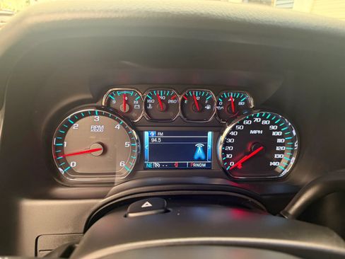 Used 2015 Chevrolet Tahoe LT AWD/4WD image 28