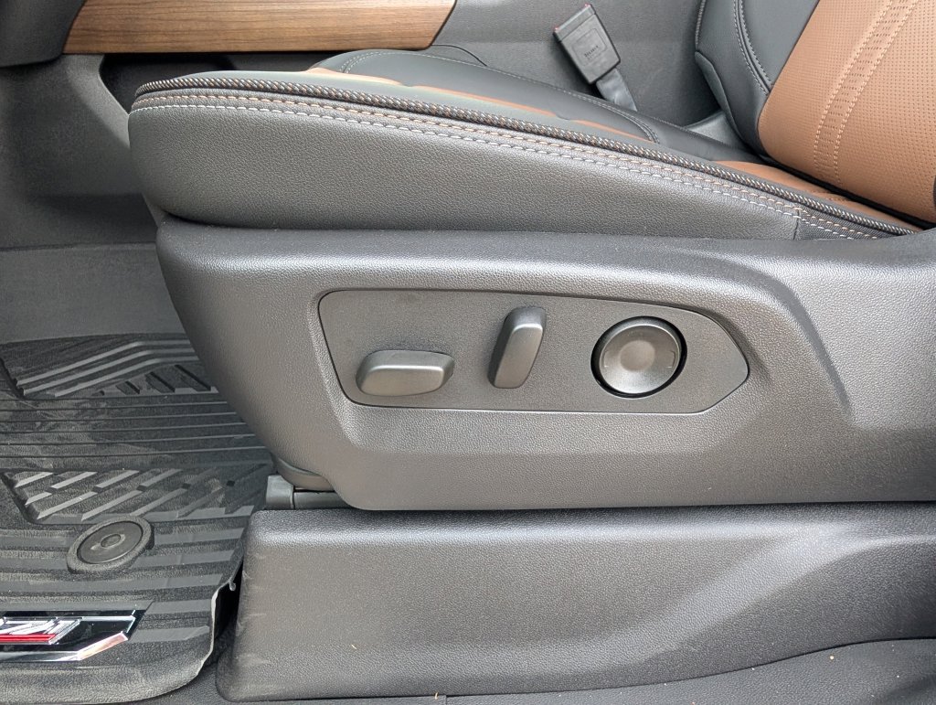 New 2026 Chevrolet Silverado 2500 High Country w/ High Country Premium Package AWD/4WD image 11