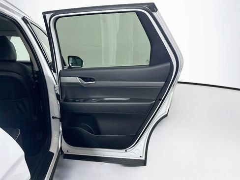 Used 2025 Hyundai Palisade SEL AWD/4WD image 32