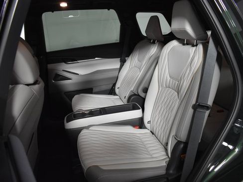 New 2026 INFINITI QX60 Autograph image 12