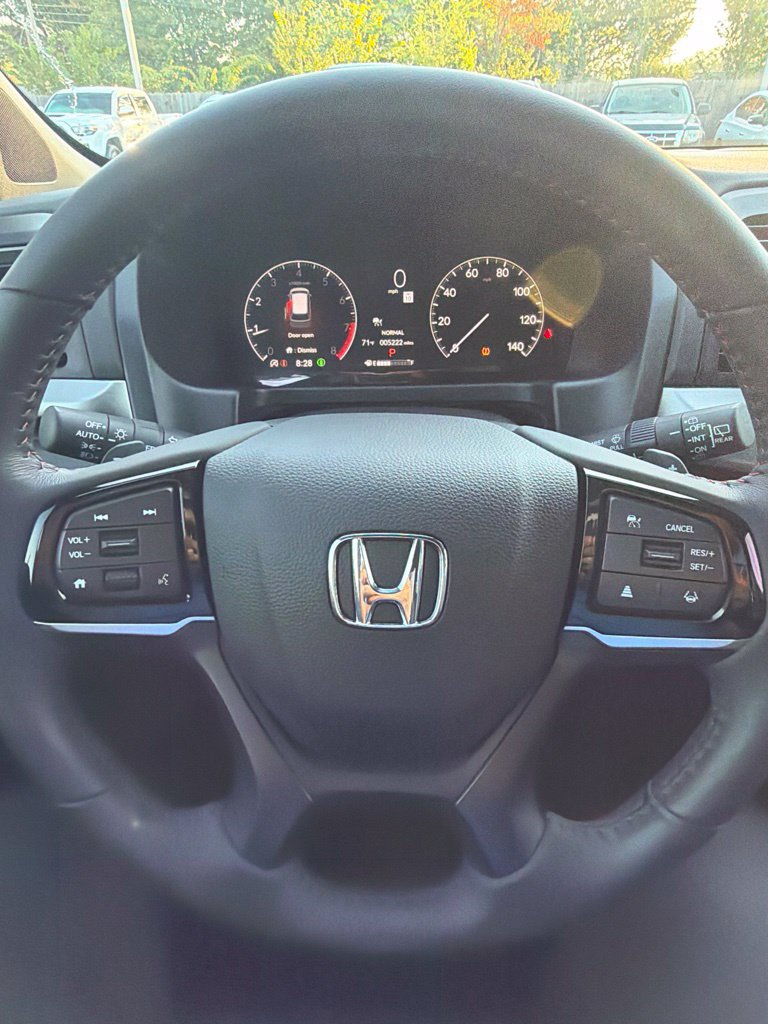 Used 2026 Honda Odyssey Sport-L image 13