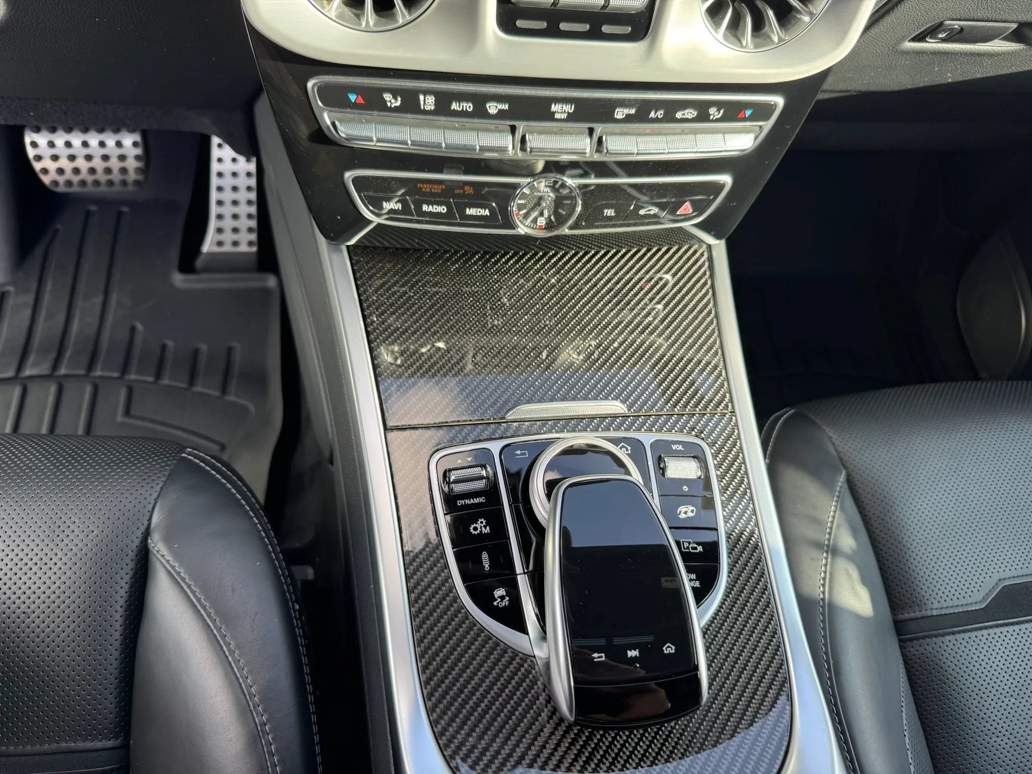 Used 2022 Mercedes-Benz G 63 AMG 4MATIC w/ Seat Comfort Package image 40