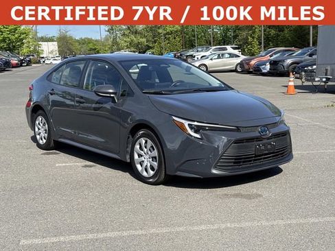 Used 2023 Toyota Corolla LE FWD image 1