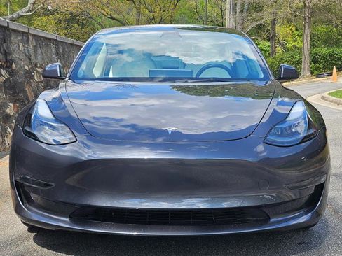 Used 2023 Tesla Model 3 Standard Range image 5