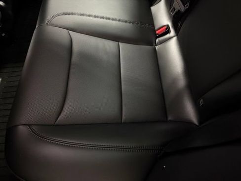 Used 2025 Tesla Model 3 RWD image 19