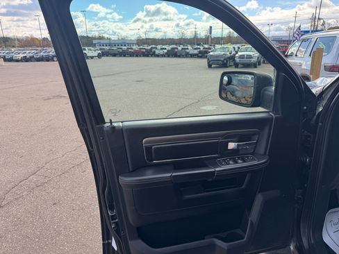 Used 2016 RAM 1500 Sport image 14