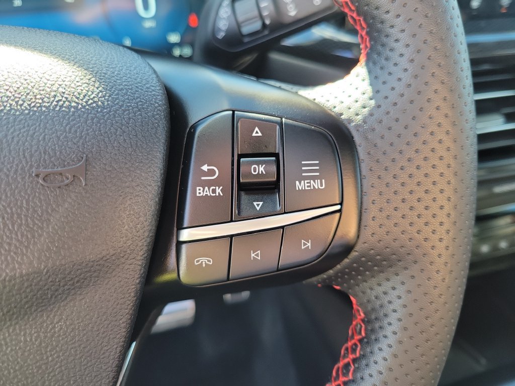 Certified 2023 Ford Escape ST-Line Elite w/ Premium Technology Package AWD/4WD image 25