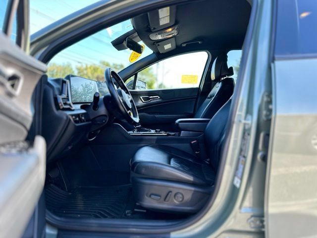 Used 2023 Kia Sportage X-Line AWD/4WD image 11