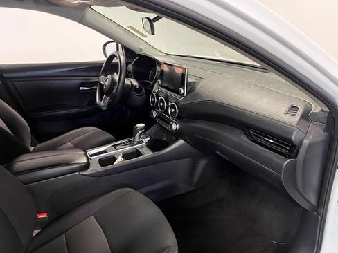 Used 2023 Nissan Sentra SV FWD image 11