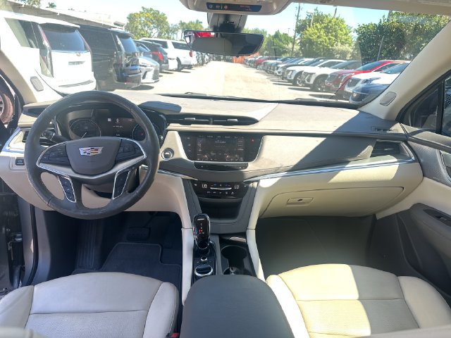 Certified 2023 Cadillac XT5 Premium Luxury w/ Technology Package FWD image 12