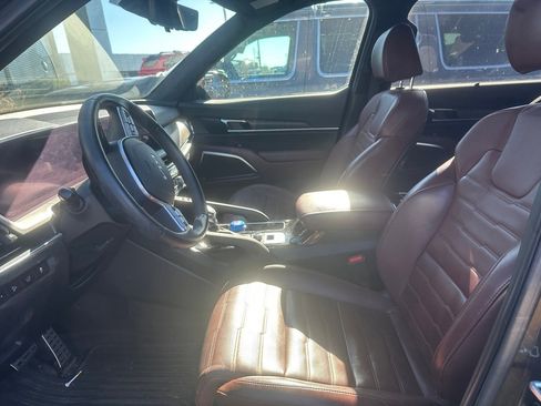 Used 2024 Kia Telluride SX Prestige image 8