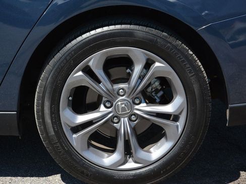 Used 2024 Honda Accord EX image 32