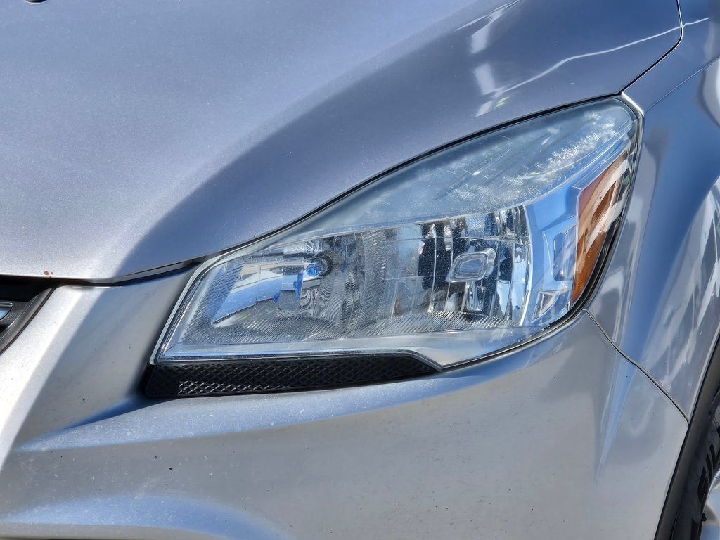 Used 2013 Ford Escape SE AWD/4WD image 32